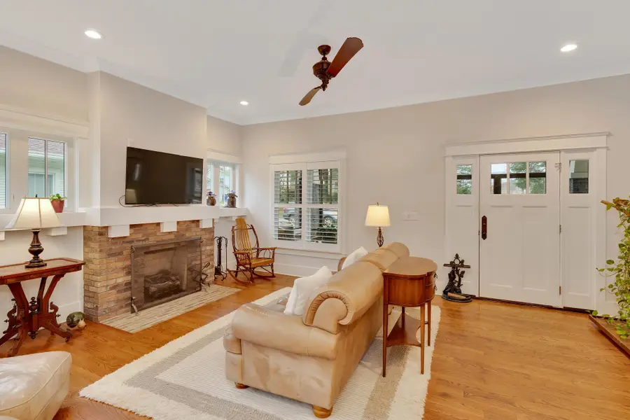 215 Mcfarland Avenue, Chattanooga, TN 37405 - #2