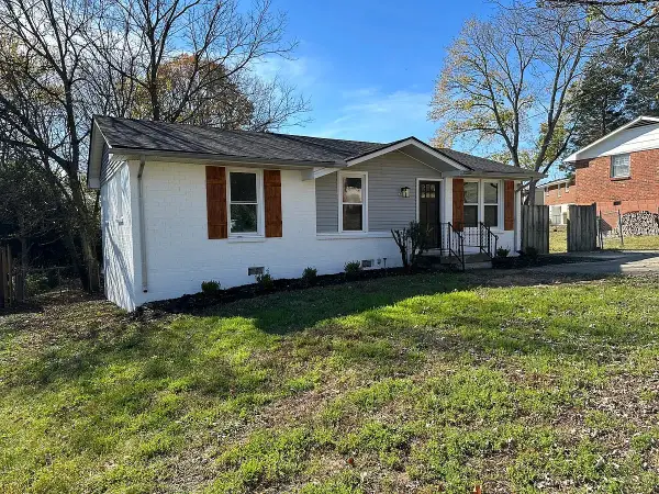 151 Evergreen Cir, Hendersonville, TN 37075