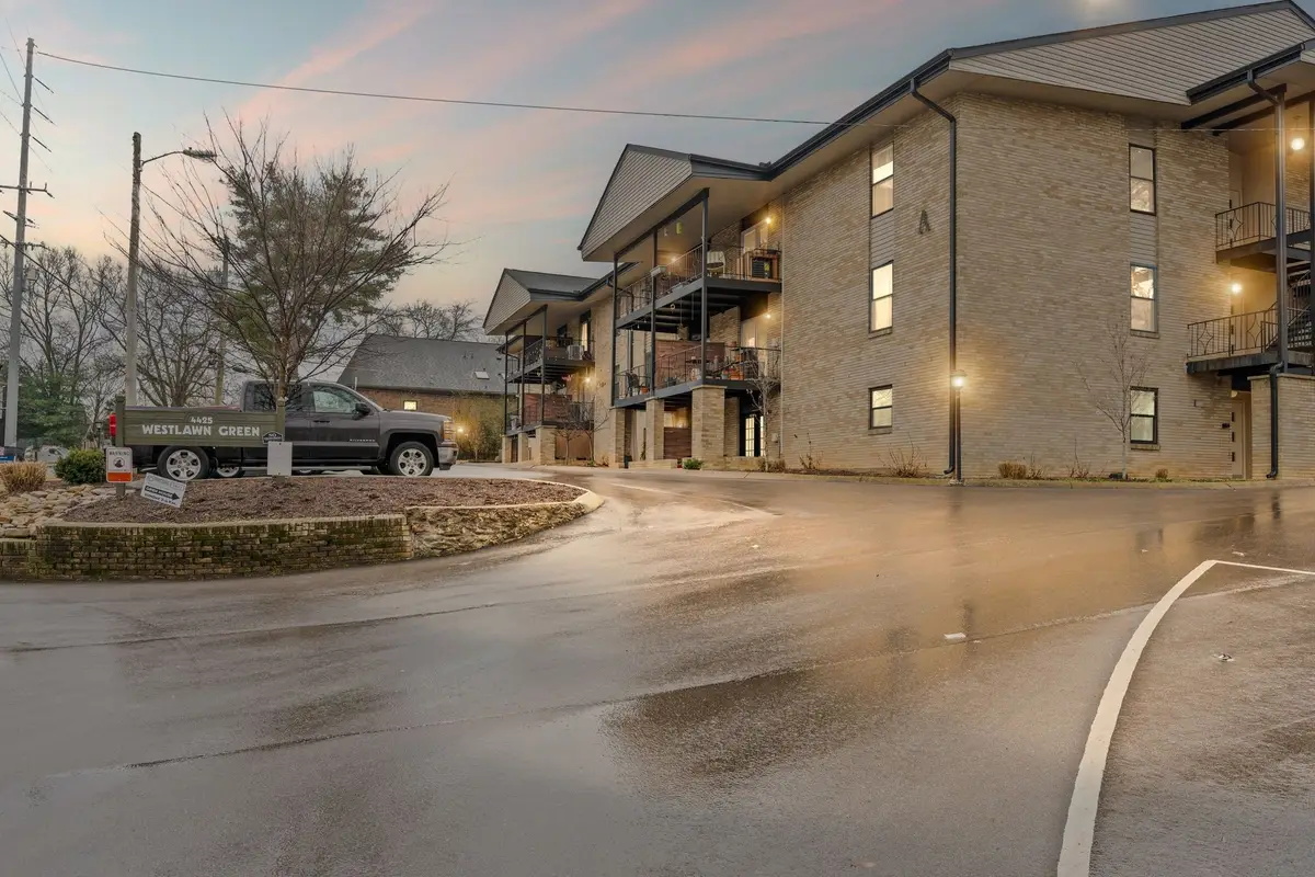 4425 Westlawn Dr #A301, Nashville, TN 37209 - #1