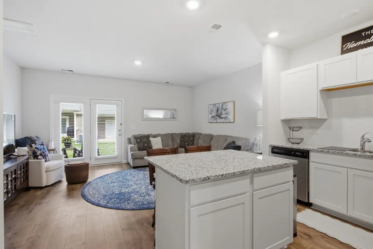 806 Dallas Dr, Columbia, TN 38401 - #1