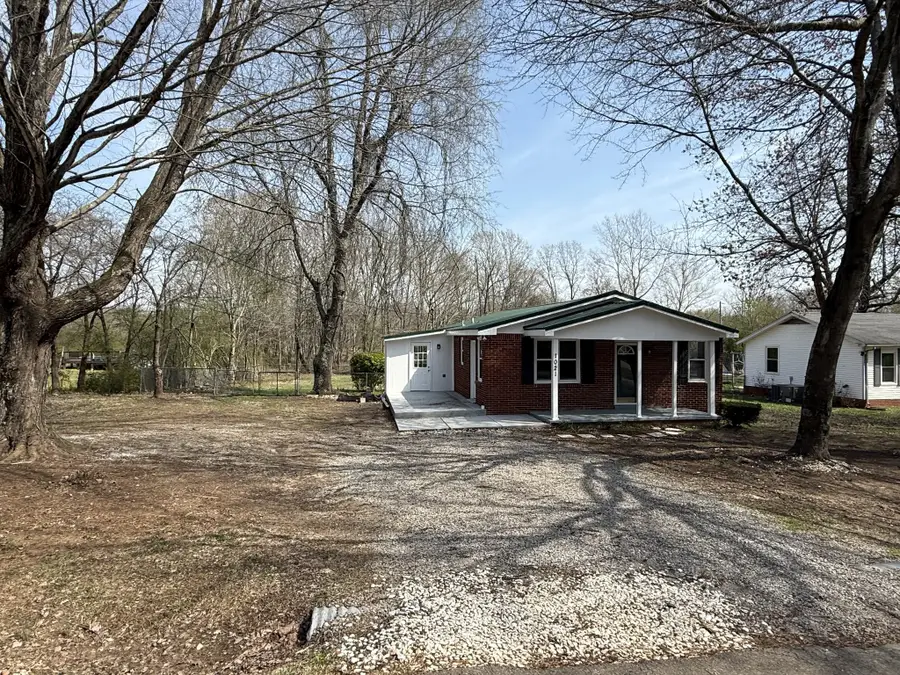 1021 Preston Dr, Burns, TN 37029 - #3