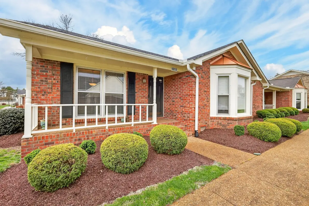 2143 River Chase Dr, Murfreesboro, TN 37128 - #1