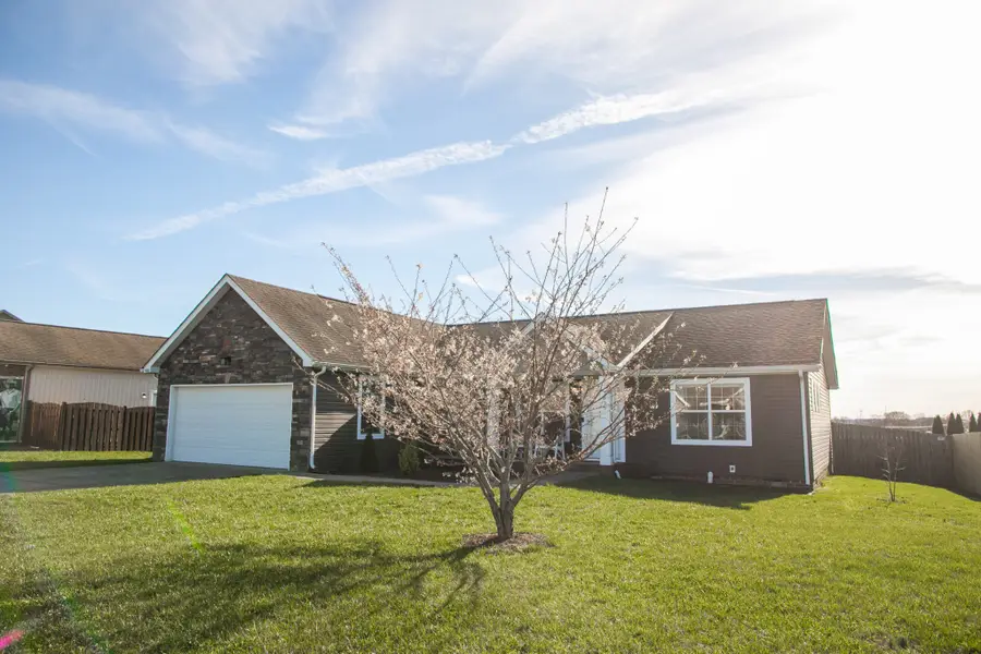 1009 Mccormick Xing, Spring Hill, TN 37174 - #2