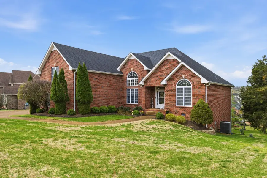 130 Cedar Ridge Ln, Hendersonville, TN 37075 - #2