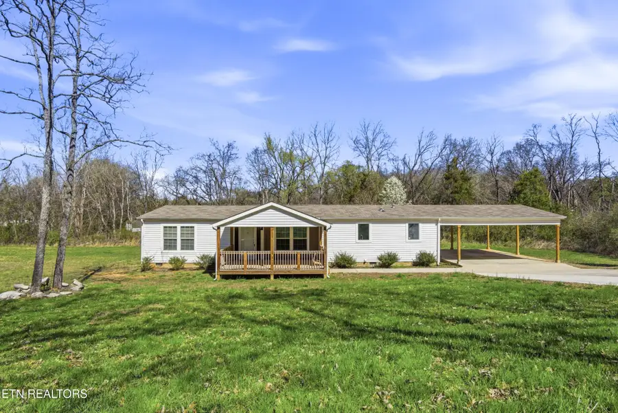129 W Vinegar Valley Rd, Friendsville, TN 37737 - #2