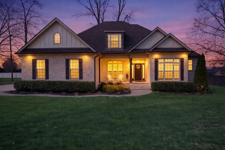 612 Lexington Cir, Manchester, TN 37355 - #2