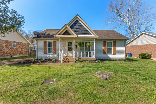 105 Heathcote Ct, Goodlettsville, TN 37072
