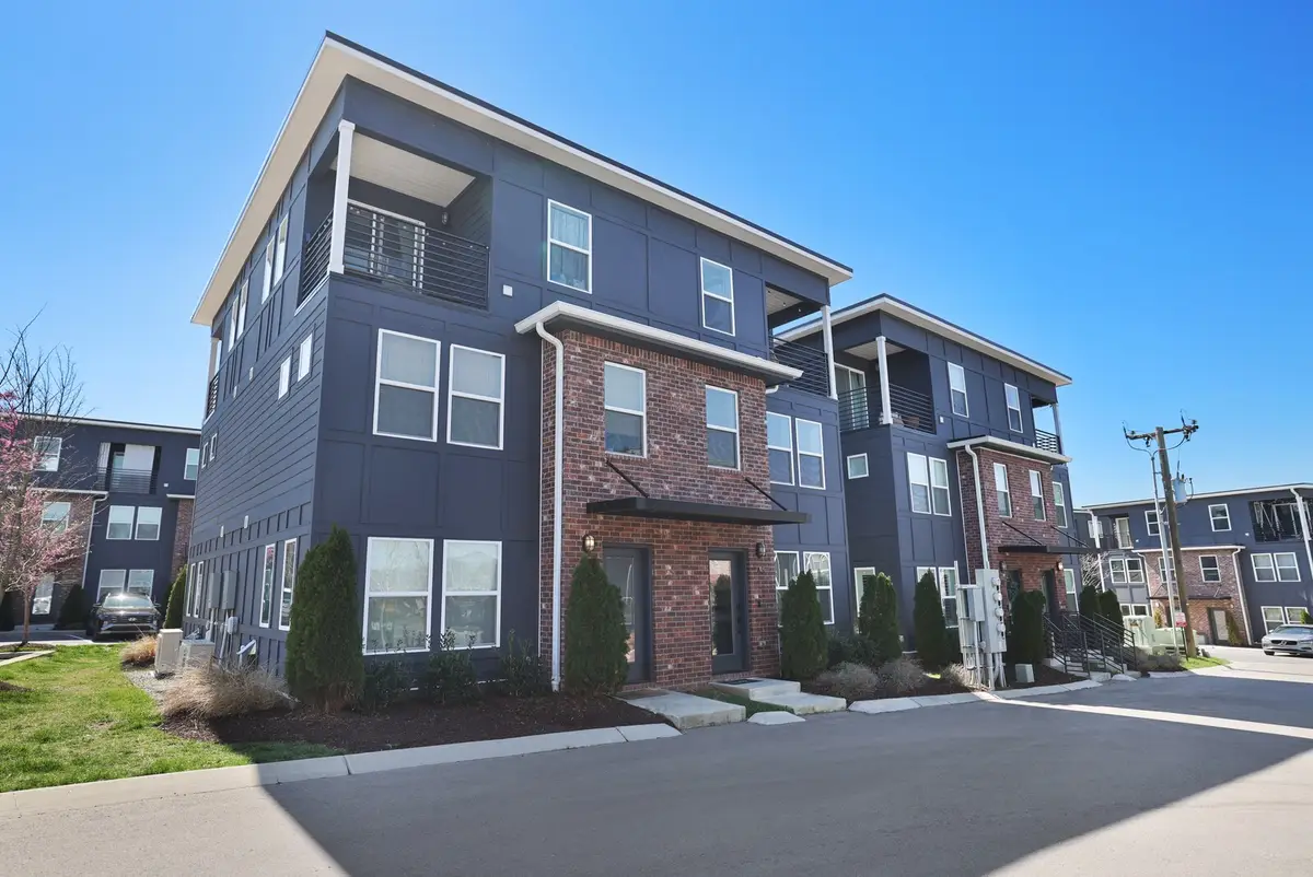102 Duke St #45, Nashville, TN 37207 - #1