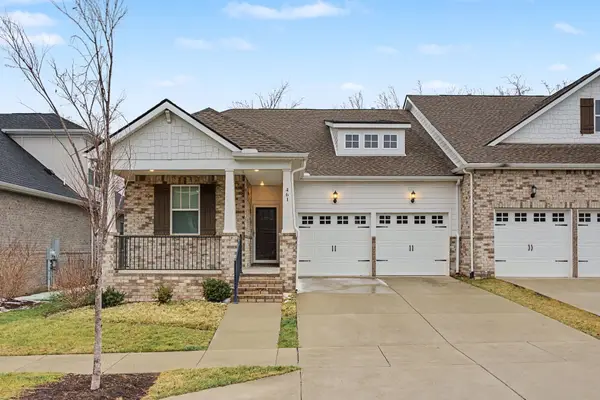 461 Golden Meadow Ln, Hendersonville, TN 37075