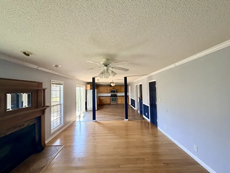 1022 Harding Dr, Clarksville, TN 37042 - #2