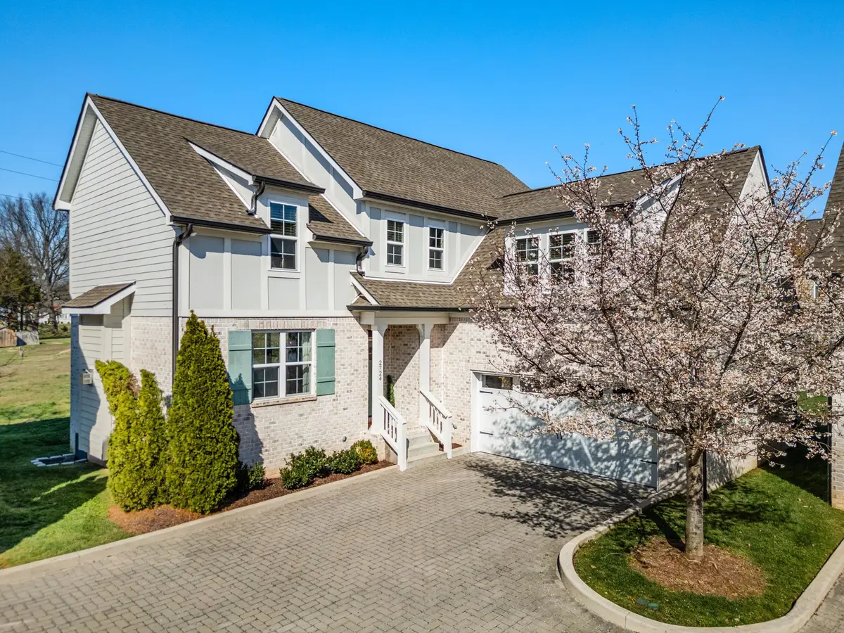 2724 Lakeland Dr, Nashville, TN 37214 - #1