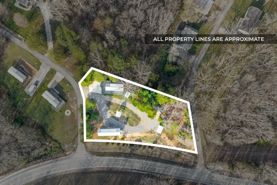 102 Thomas Rd, Dover, TN 37058 - #3