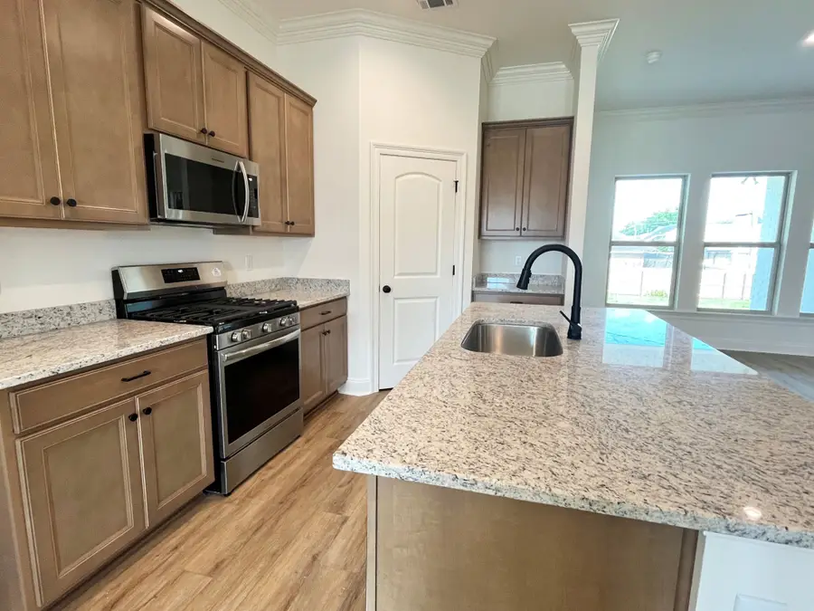 8638 Turnbull Dr, Pleasant View, TN 37146 - #2