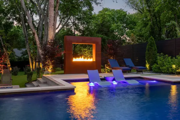 3916 Harding Pl, Nashville, TN 37215