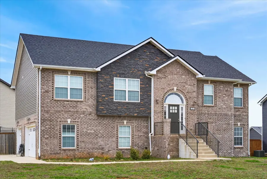 323 Dugger Dr, Clarksville, TN 37042 - #3