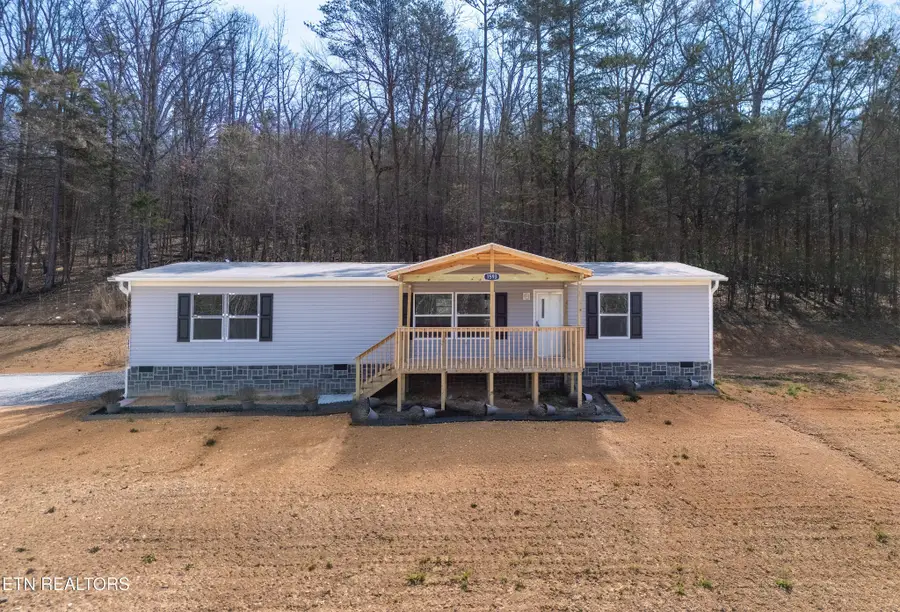 1593 Sweetwater Rd, Philadelphia, TN 37846 - #2