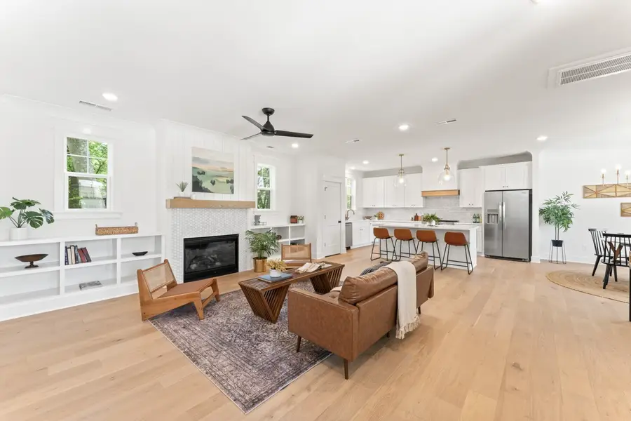 2301 Brittany Dr, Nashville, TN 37206 - #3