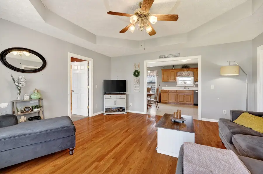 105 Big Hickory Ct, Smithville, TN 37166 - #2