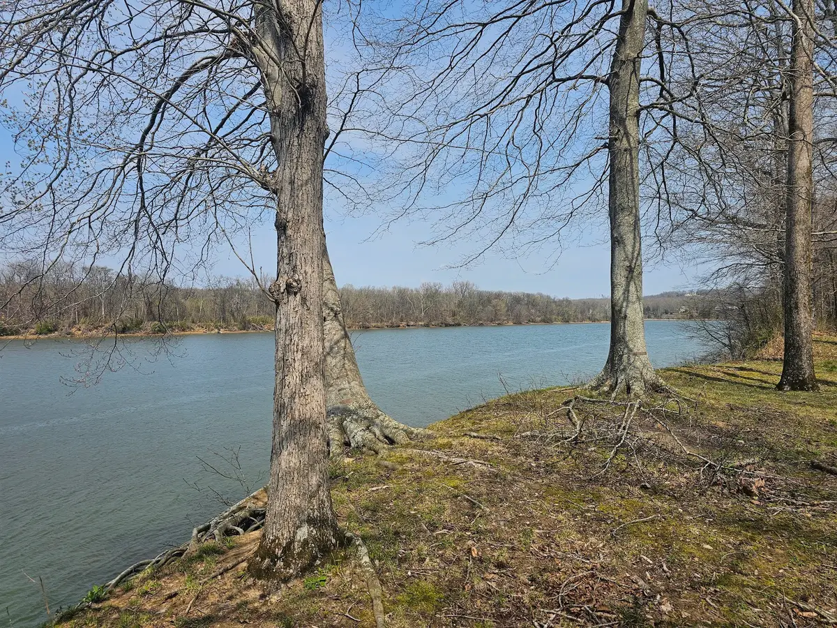 2615 Col James Hardin Dr, Clifton, TN 38425 - #1