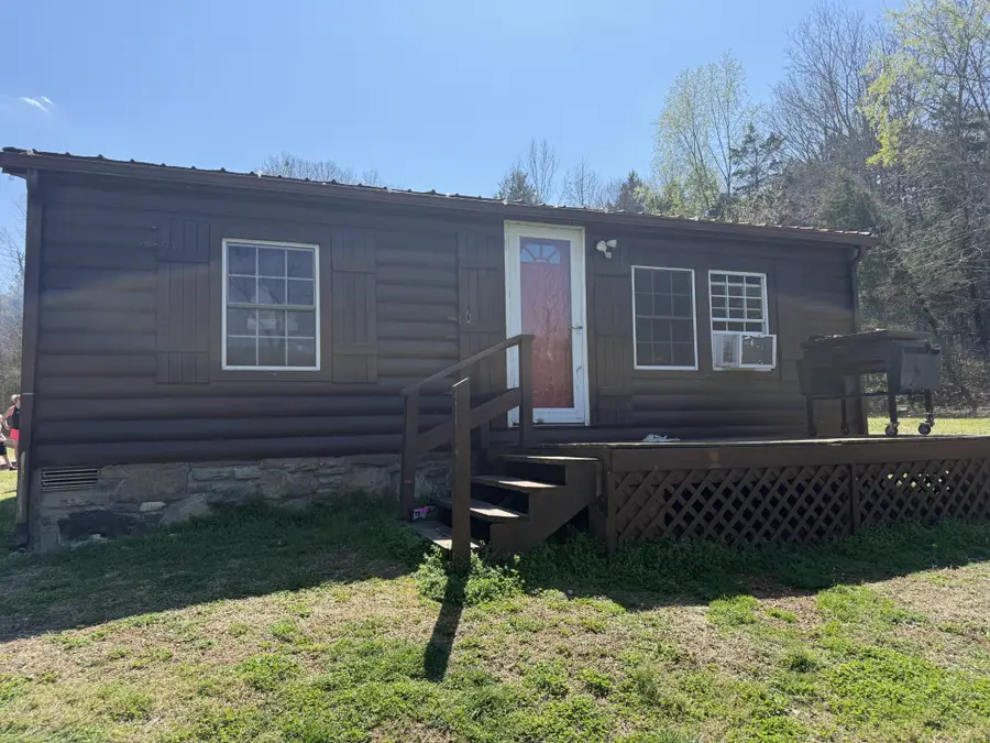 2744 Clever Creek Rd, Watertown, TN 37184 - #3