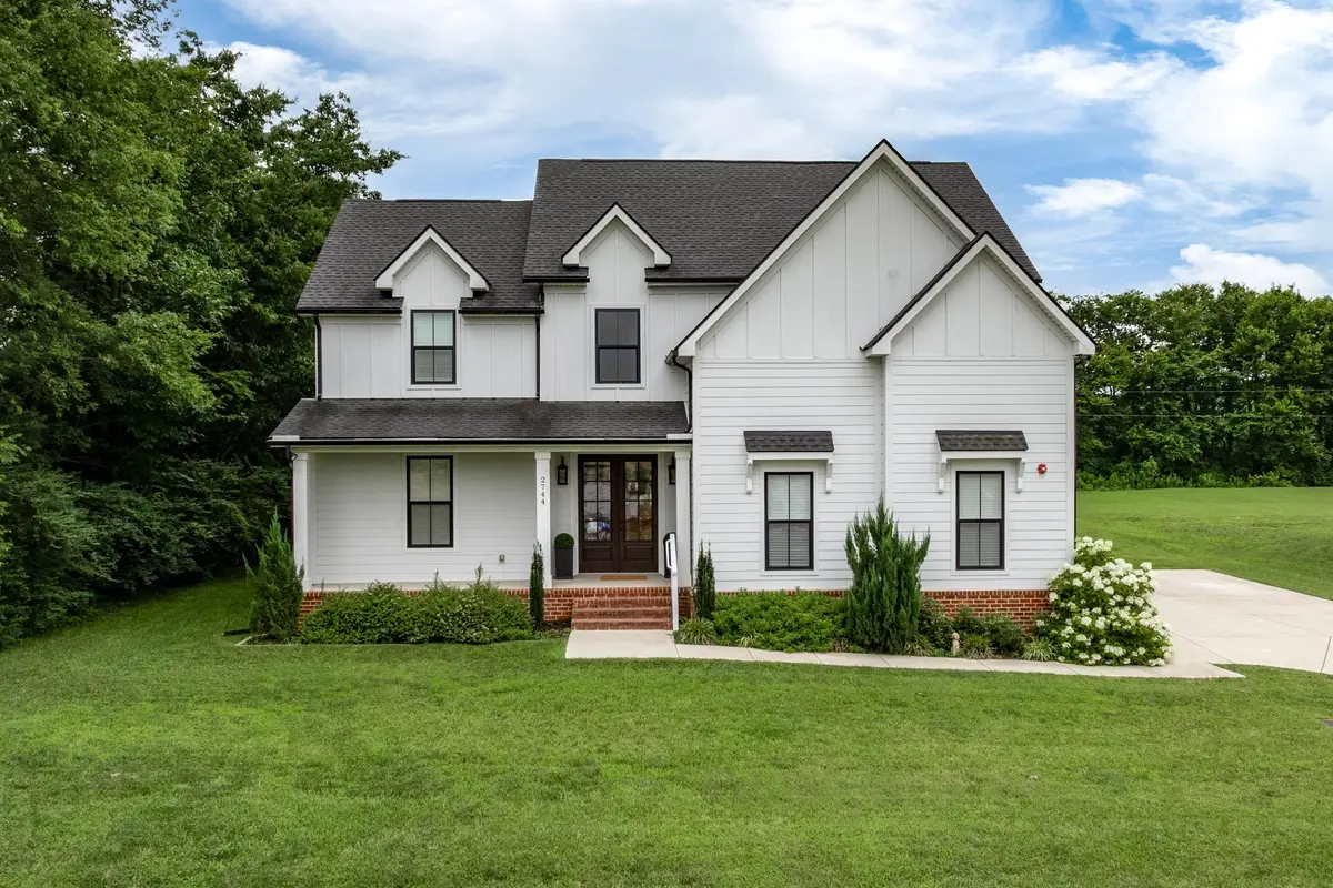 2744 Morrow Ln, Columbia, TN 38401 - #1