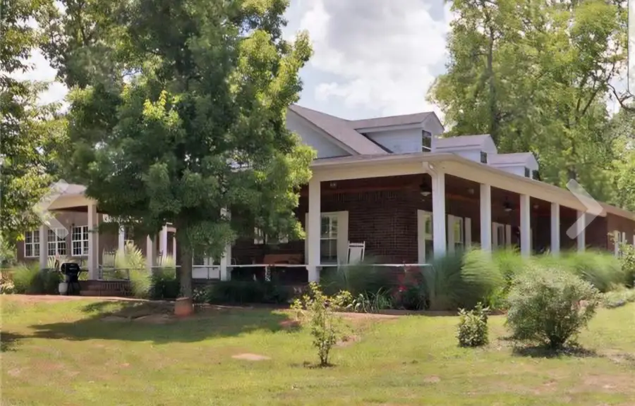 2769 New Hall Rd, Greenbrier, TN 37073 - #2