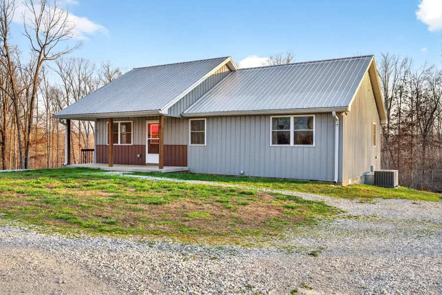164 Brooks Ln, Erin, TN 37061 - #3