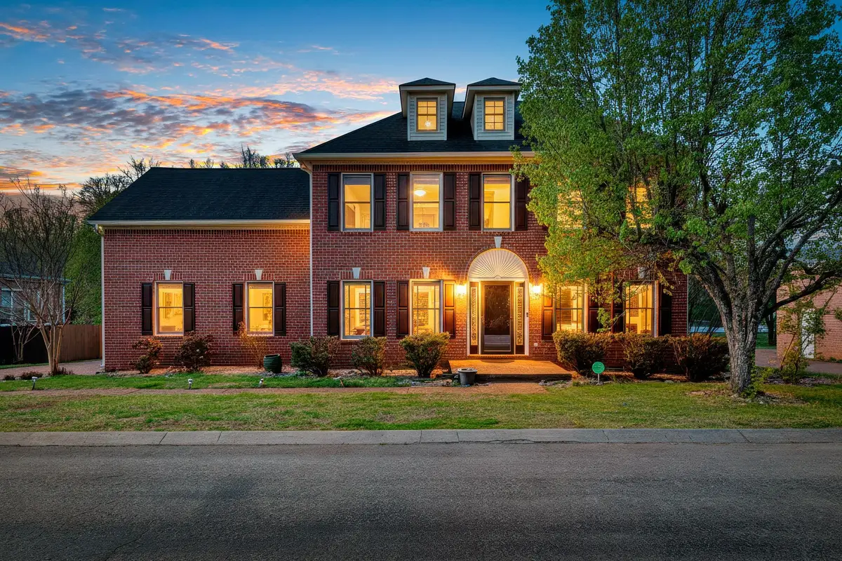 132 Sequoyah Ln, Nashville, TN 37221 - #1