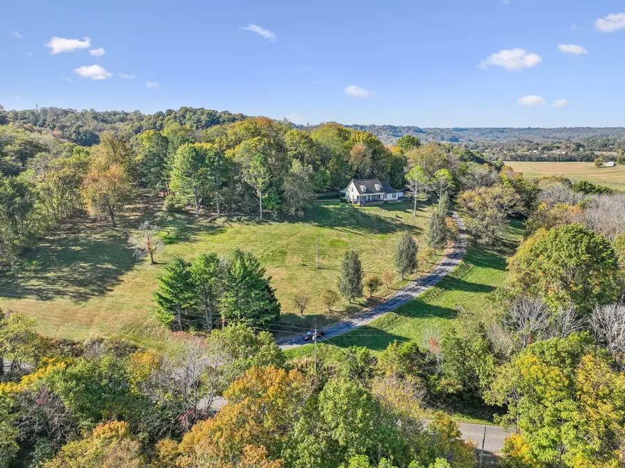 1469 Roy Sellers Rd, Columbia, TN 38401 - #3