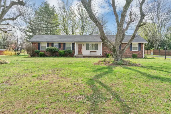 1001 Highland Dr, Greenbrier, TN 37073