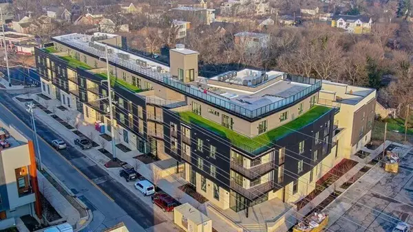 2704 Clifton Ave #310, Nashville, TN 37209