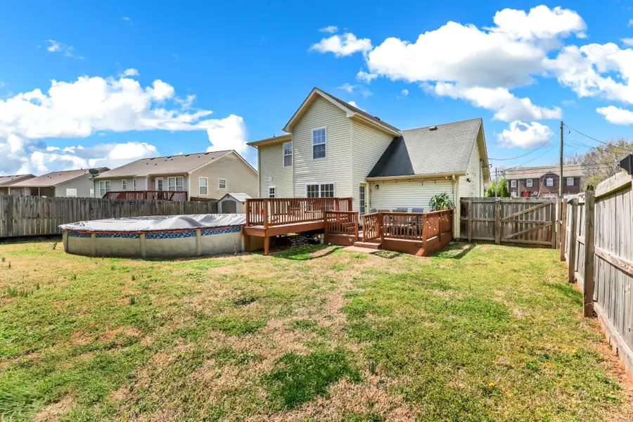 3439 Queensbury Rd, Clarksville, TN 37042 - #2