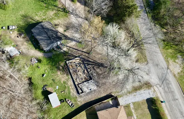 400 W Richland Ave, Waverly, TN 37185