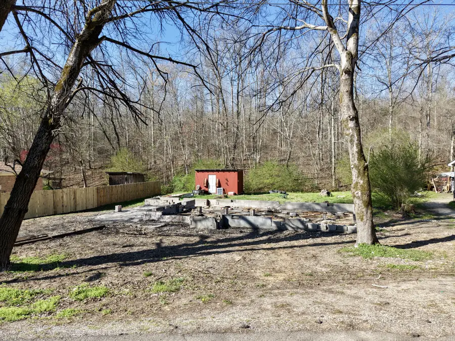 400 W Richland Ave, Waverly, TN 37185 - #2