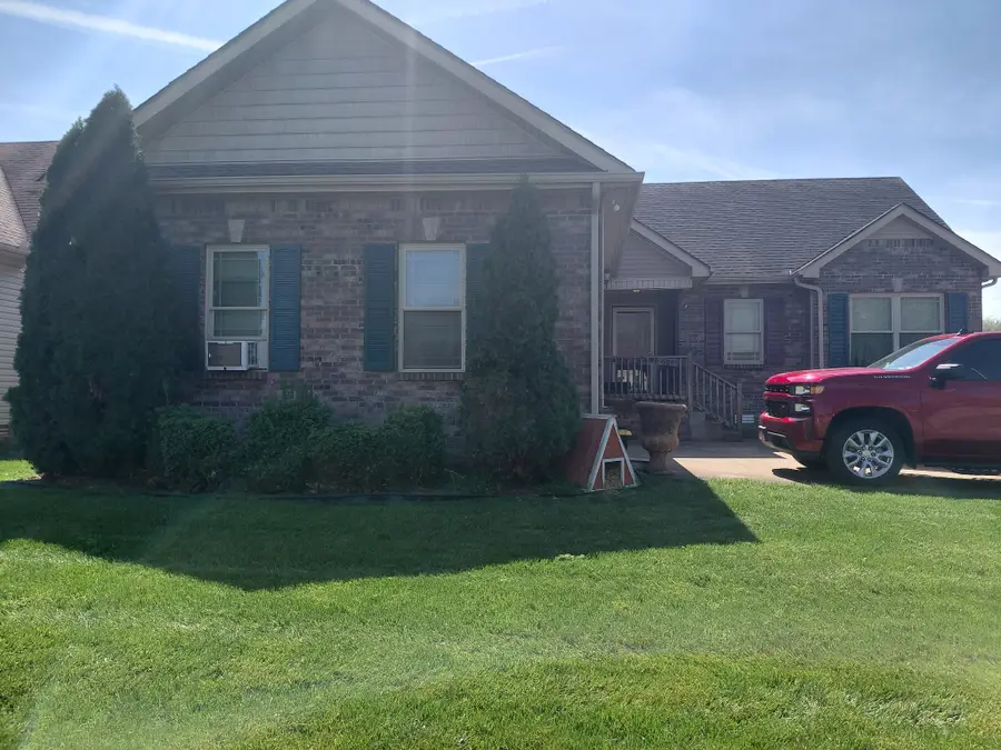 601 Cameo Ln, Clarksville, TN 37042 - #2