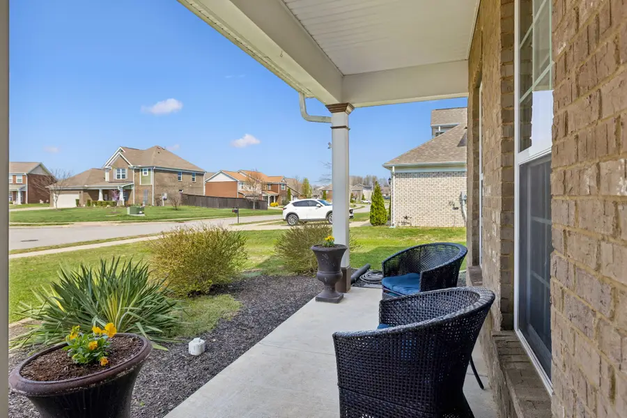 4006 Compass Pointe Ct, Thompsons Station, TN 37179 - #3