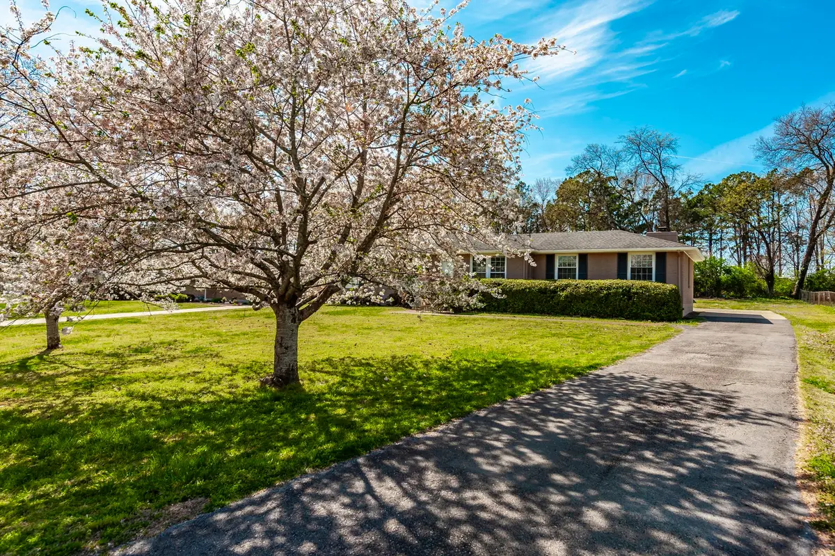 120 Roberta Dr, Hendersonville, TN 37075 - #1