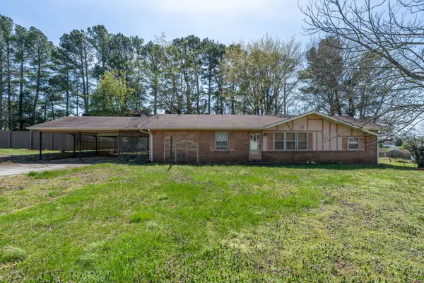 118 Park St, Loretto, TN 38469