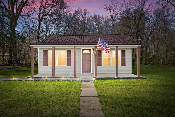 1595 Old Dover Rd, Clarksville, TN 37042