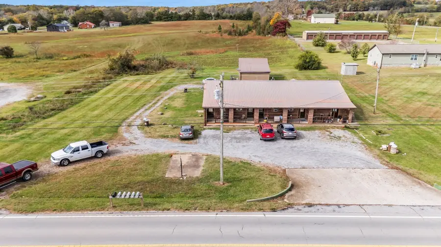 4921 Highway 48 N, Nunnelly, TN 37137 - #3