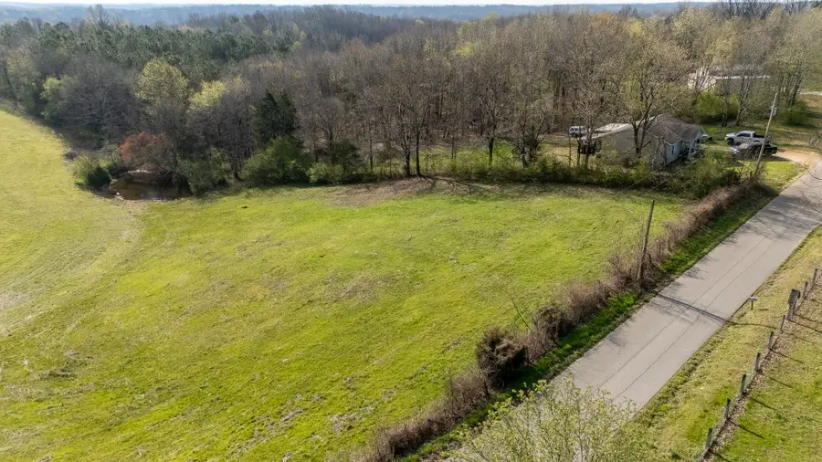 781 Knob Creek Rd, Lawrenceburg, TN 38464 - #3