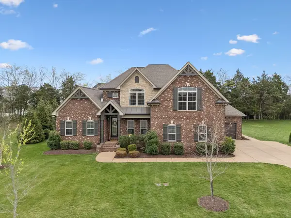 907 Larkspur Ln, Lebanon, TN 37087