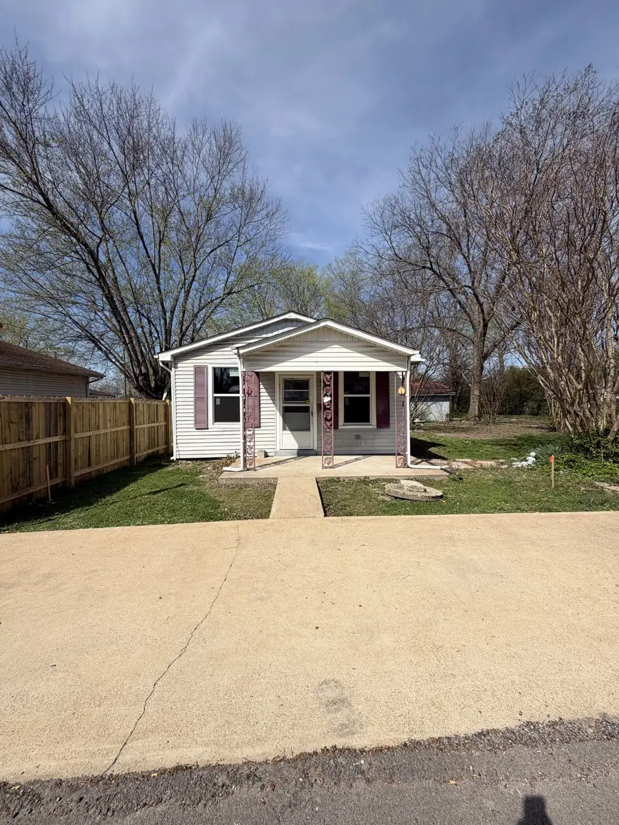 903 2nd Ave, Lawrenceburg, TN 38464 - #2