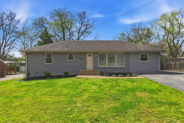 2835 Twin Lawn Dr, Nashville, TN 37214