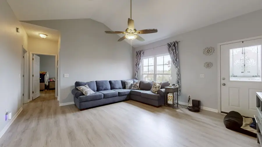 206 Buttonwood Dr, Smyrna, TN 37167 - #3