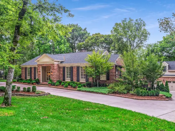 1066 Lynnwood Blvd, Nashville, TN 37215