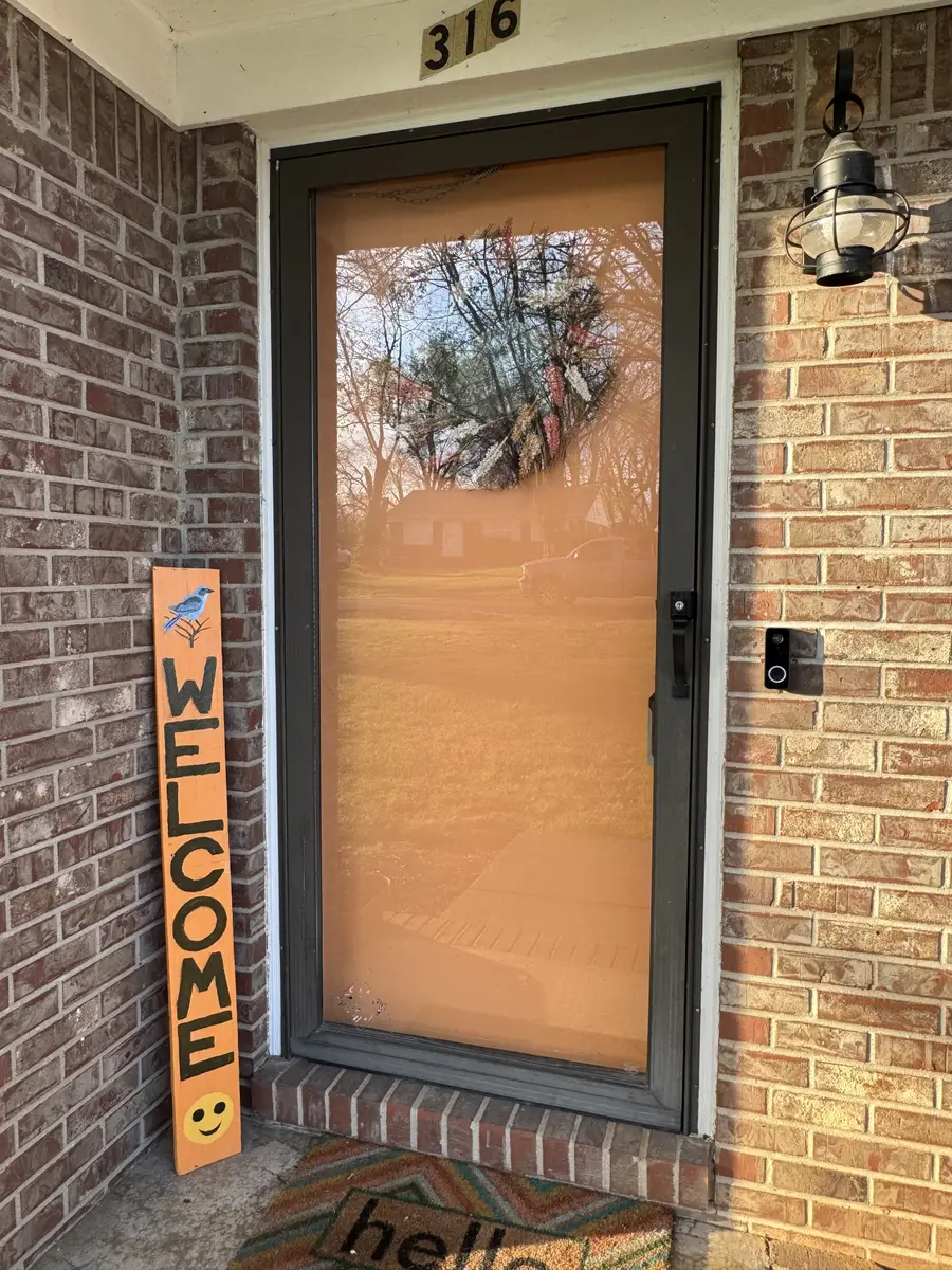 316 Wayside Dr, Hopkinsville, KY 42240 - #2