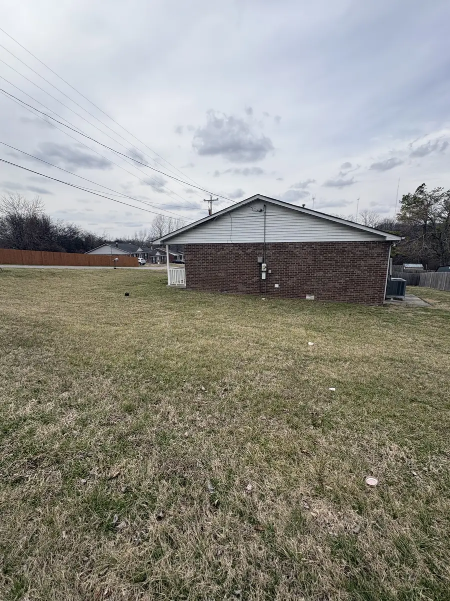 1300 Bellshire Terrace Dr, Nashville, TN 37207 - #3