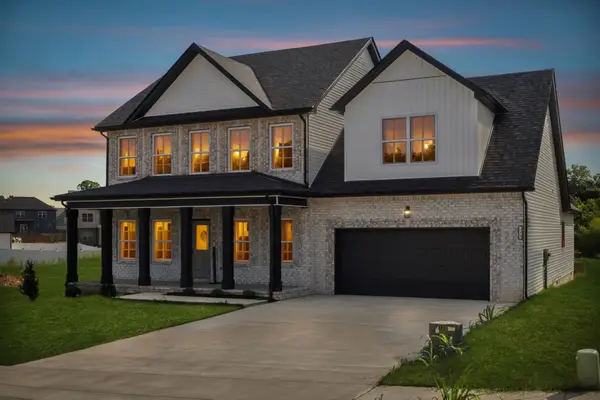 853 Burley Barn Rd, Clarksville, TN 37042