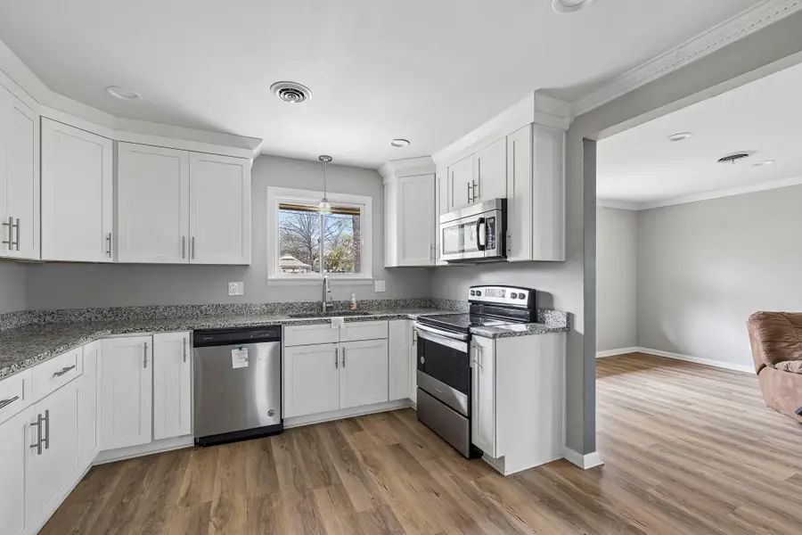 304 Marbeth Ln, Tullahoma, TN 37388 - #3